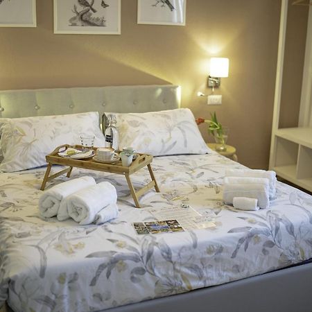 Bed and Breakfast Su Giardinu Sorso Exterior foto